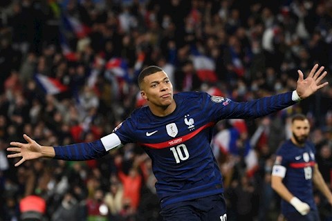 Ghi 4 bàn, Kylian Mbappe đi vào lịch sử ĐT Pháp
