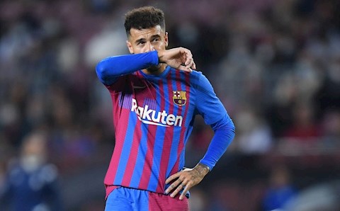 Coutinho từ chối Newcastle để ở lại Barca