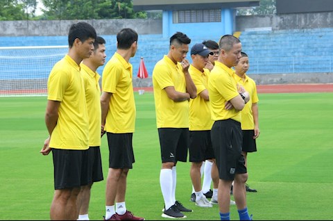 HLV Chu Đình Nghiêm có danh hiệu đầu tiên sau khi rời Hà Nội FC