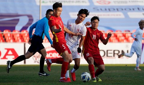 Từ U23 đến ĐT Việt Nam: VAR và thói quen cần thay đổi