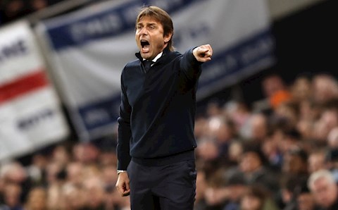 Thắng Leeds vất vả, Conte không đảm bảo suất top 4 cho Tottenham