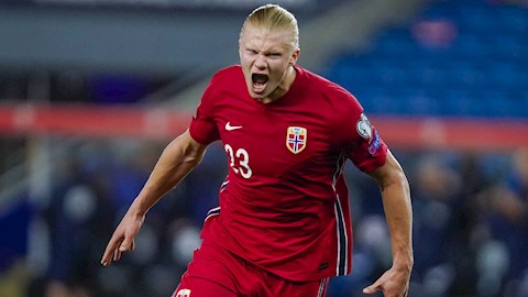 VIDEO: Josh King: Erling Haaland ăn cứ như một con gấu vậy!