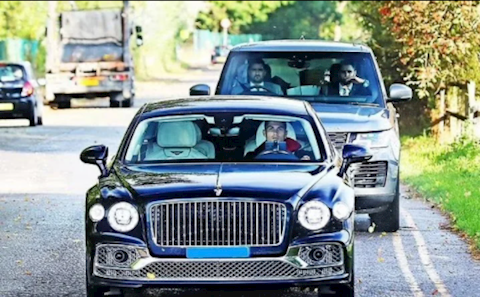 Bất ngờ với thân thế cặp vệ sĩ bảo vệ Ronaldo