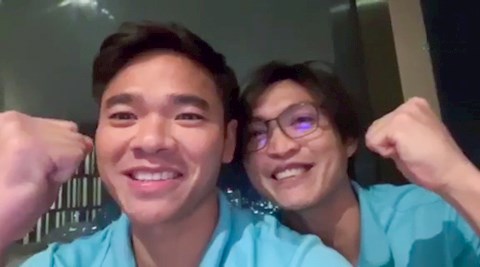 Tuấn Anh và đồng đội nhắn nhủ Văn Toản trước ca phẫu thuật