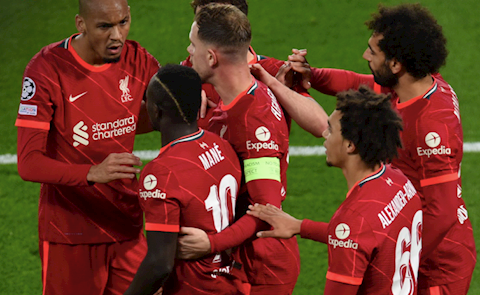 Michael Owen nhận định cuộc đua vô địch Champions League mùa này