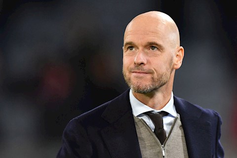 VIDEO: Erik Ten Hag chia sẻ về lời mời của MU