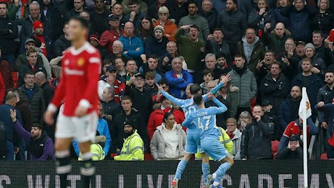 Những con số không thể bỏ qua sau trận MU 0-2 Man City