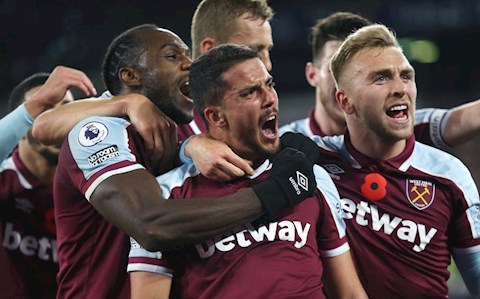 Man City và West Ham áp đảo ĐHTB vòng 11 Premier League