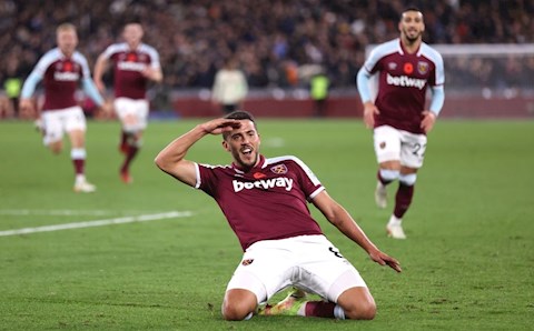 Sao West Ham mơ vô địch Premier League