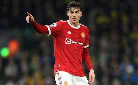 Vợ con bị trộm uy hiếp, Lindelof được cho phép nghỉ thi đấu