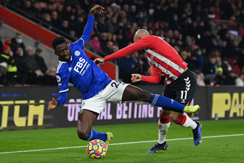 Có biến ở trận đấu giữa Southampton và Leicester