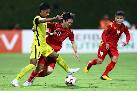 Tuấn Anh bỏ xa Chanathip ở cuộc bầu chọn đặc biệt