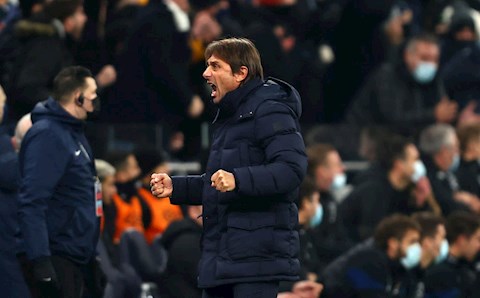 Conte được ca ngợi sau khi đưa Tottenham vào bán kết Carabao Cup