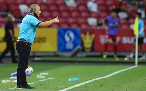 HLV Park Hang Seo: Hy vọng trọng tài có thể tự xem lại trận đấu này