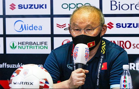 HLV Park Hang Seo: Ngày mai sẽ là một cuộc chiến với Thái Lan