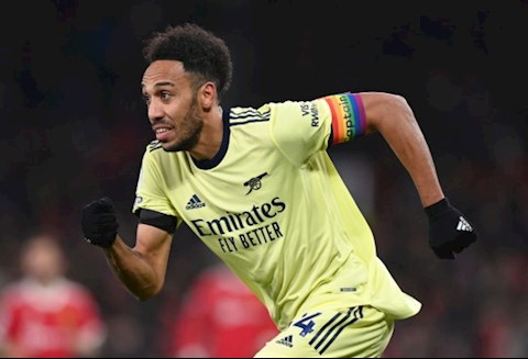 Mikel Arteta phũ phàng với Aubameyang