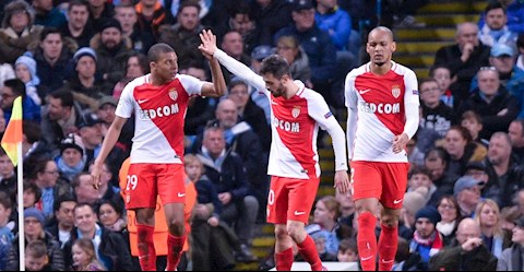 Bernardo Silva tiết lộ bất ngờ về Kylian Mbappe