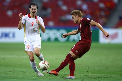 Vua cùi chỏ Theerathon tự tin vô địch King's Cup 2022 cùng ĐT Thái Lan