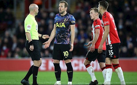 Tottenham ngã ngựa trước Southampton vì 3 bàn thắng bị từ chối