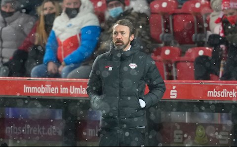 RB Leipzig sa thải HLV sau khởi đầu thảm họa