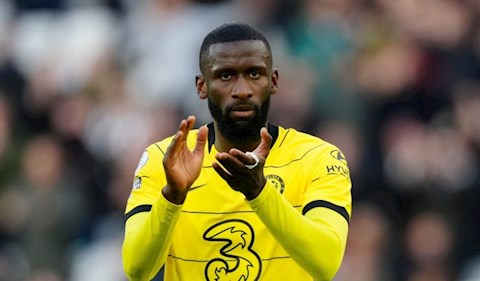MU gia nhập cuộc đua giành trung vệ Antonio Rudiger