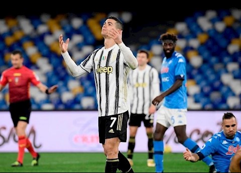 Ronaldo bất lực, Juventus thua đau Napoli