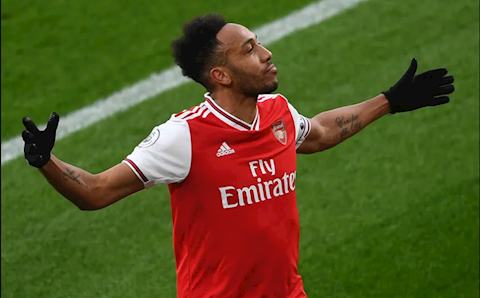 Các hậu vệ ở NHA nhận cảnh báo về sự trở lại của Aubameyang