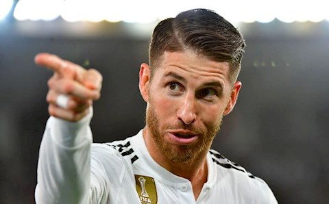 Ramos lỡ tay like dạo dòng stt thông báo rời Real Madrid