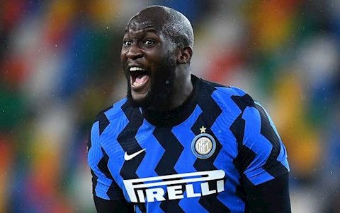 Lukaku cân bằng kỷ lục 71 năm sau khi phá lưới Milan