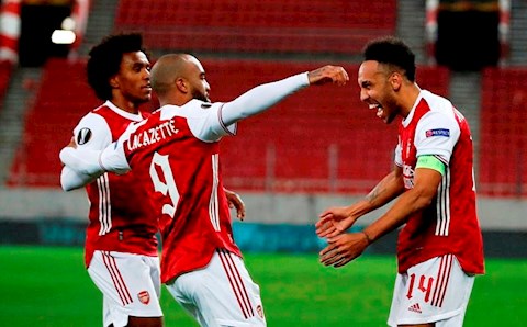 Arsenal thoát hiểm ở Europa League: Khi khó, đã có Auba