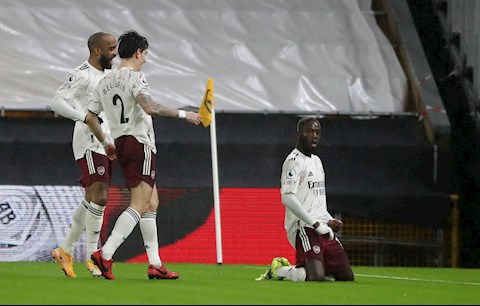 Nicolas Pepe nhận mưa lời khen dù Arsenal thua ngược Wolves