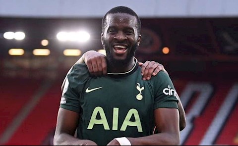 Ndombele tiết lộ cuộc trò chuyện với Pogba về “Người đặc biệt”