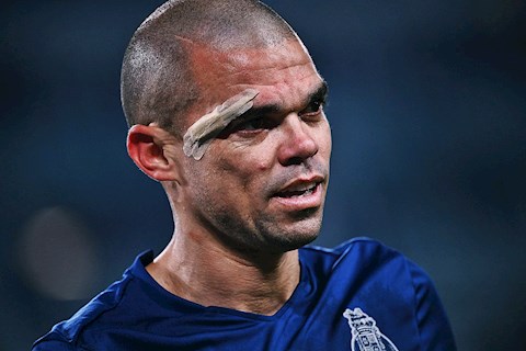 Pepe - Còn thở là còn bảo vệ khung thành