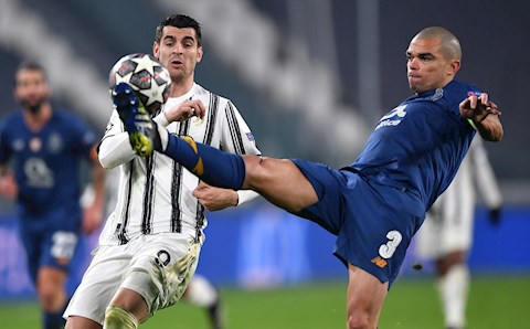 Porto loại Juventus nhờ đồ tể Pepe?