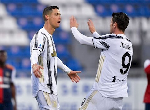 Vượt qua kỷ lục mọi thời đại của Pele, Ronaldo có đôi lời nhắn gửi Vua bóng đá