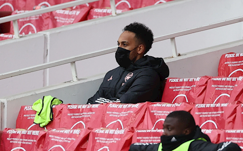 Cầu thủ Arsenal ủng hộ Arteta phạt Aubameyang