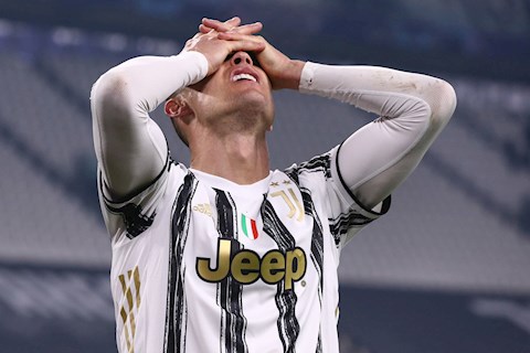 Nedved phân định tương lai Ronaldo