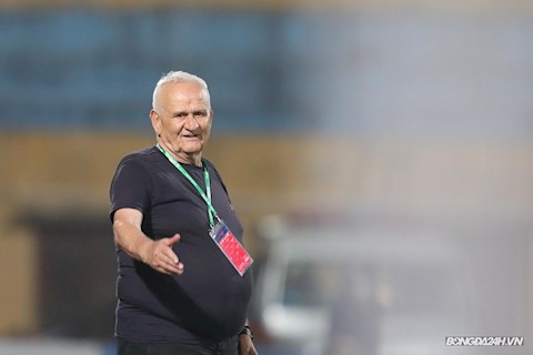 Thanh Hóa thua Hà Nội, HLV Ljupko Petrovic chỉ trả lời đúng 1 câu hỏi