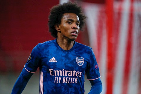 Arsenal nhận tin không vui từ Willian