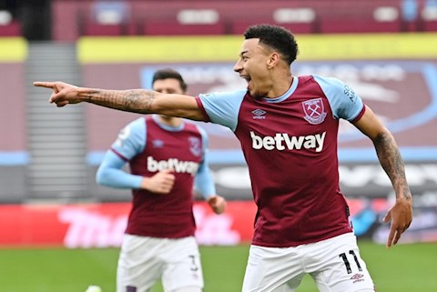 Lingard nói gì khi toàn đội để Arsenal ngược dòng?
