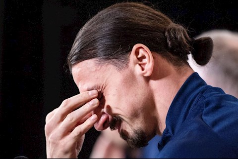 Ibra bật khóc khi trở lại ĐTQG Thụy Điển