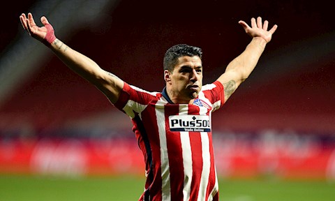 Luis Suarez sợ nhất khi đối đầu với cầu thủ nào?