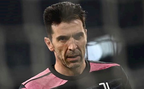 Cây trường sinh Buffon tiết lộ thời điểm giải nghệ