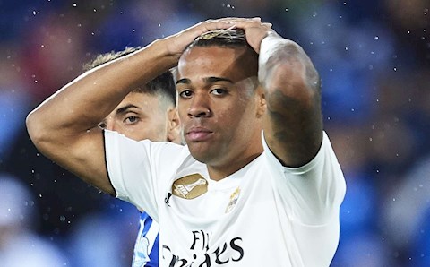 HLV Zidane liên tiếp nhận tin buồn trước Derby Madrid