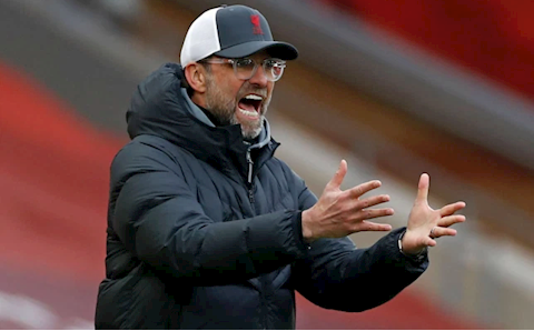 Huyền thoại chỉ trích Liverpool sau trận thua Fulham