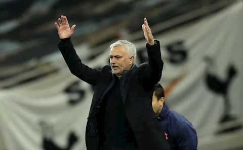Mourinho hạnh phúc khi Spurs thủng lưới trước Palace