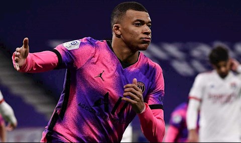 Mbappe lặp lại điệp khúc về hợp đồng mới với PSG