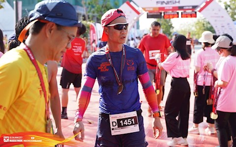 Thêm một trường hợp nhờ người chạy hộ ở giải Marathon