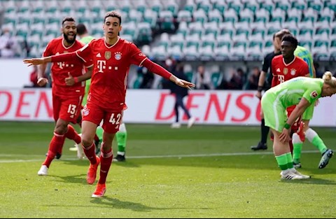 Thần đồng Musiala lập cú đúp, Bayen Munich bắn hạ bầy sói