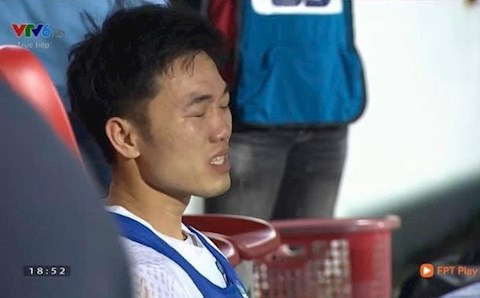 Xuân Trường bật khóc sau khi cùng HAGL đánh bại Hà Nội